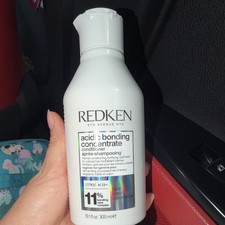 Redken Acidic Bonding Concentrate Conditioner...