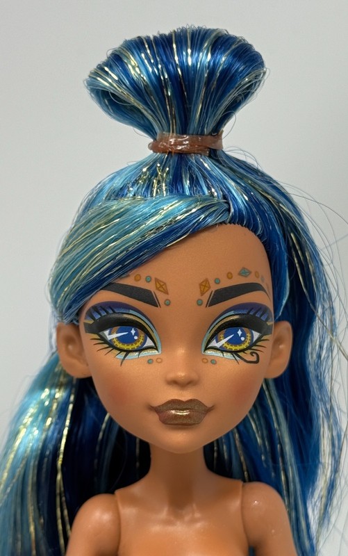 Monster High G3 Golden Glam Beauty Gore-Ganizer Cleo De Nile Nude Fashion Doll