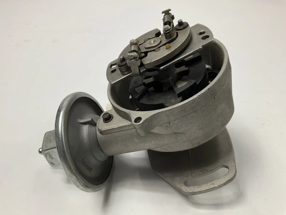 REMAN. Distribuidor OEM FORD E2FZ-12127-E - 1981-1985 Ford Escort, EXP, Lynx 1,6 L Foto 2 de 4