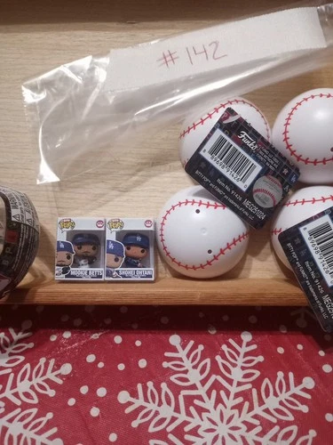 FUNKO BITTY POP LOT OF 2 MLB SHOHEI ONTANI & MOOKIE BETTS LOS ANGELES DODGERS ML