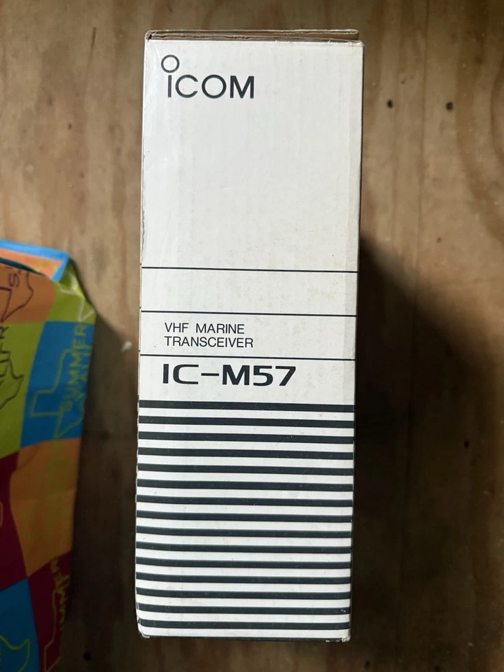 ICOM ic-M57 VHF Marine Transeiver - Image 3 of 4
