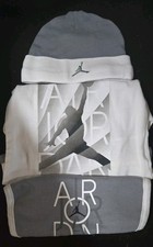 New Nike Air Jordan 3 Piece Baby Set Bodysuit Hat  Bib 0-6 Months White Gray