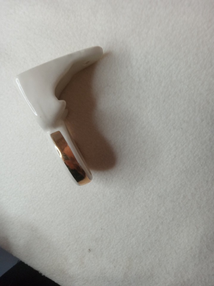 ceramic wall holder, for small cup and saucer, 22k gold ring, see pics