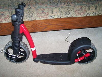 Ybike Kicker My First Scooter New Red 