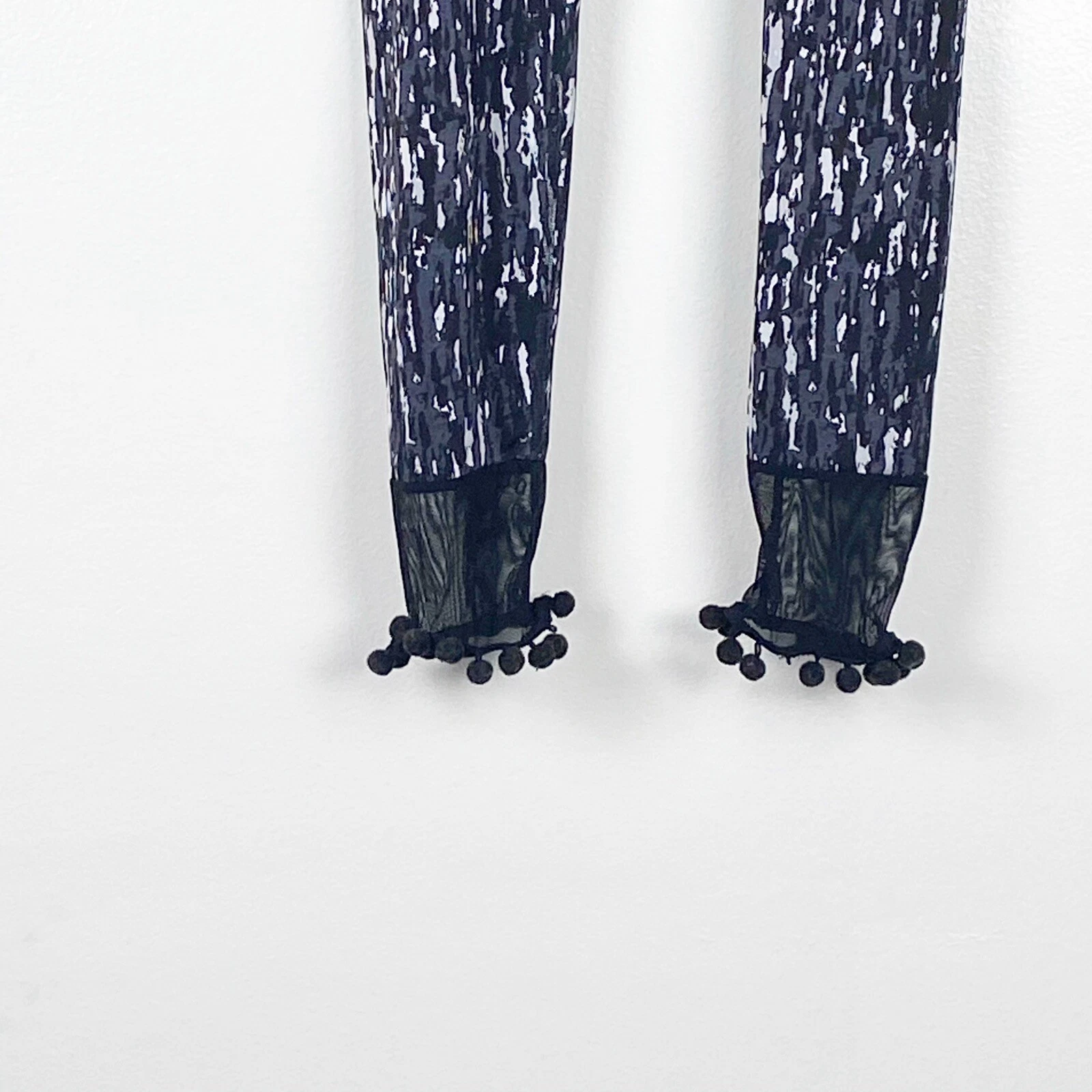 beyond-yoga high waisted pom pom mesh hem leggings
