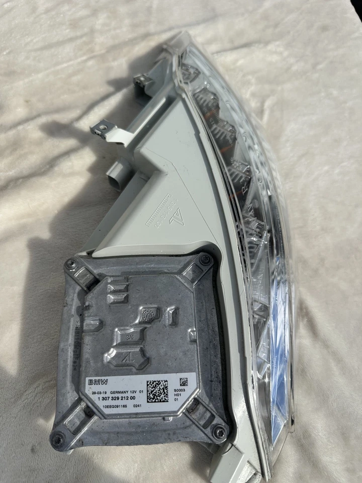 BMW E63 E64 650 M6 Right Passenger Turn Signal LED Light Indicator OEM - Image 3 of 3