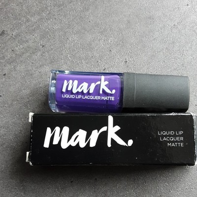 Avon Mark - Matte Liquid Lip Lacquer - Plump up the Jam (bright purple) - rare