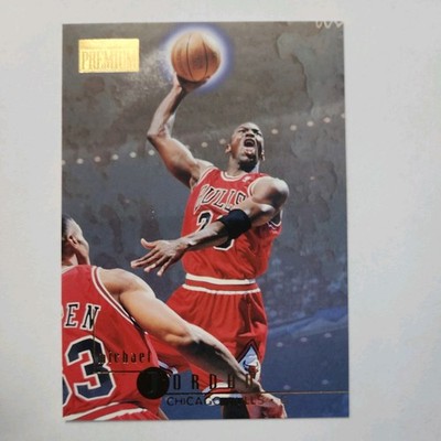 1996-97 Skybox Premium - Michael Jordan #16