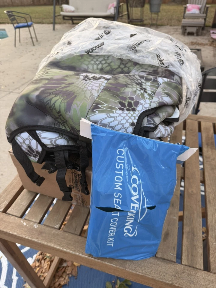 Funda de asiento Skanda Custom Fit para modelos Dodge seleccionados: 1 fila, Neosupreme  Foto 3 de 3