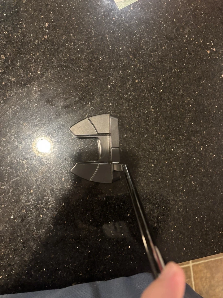 Putter para zurdos Bettinardi Inovai Rev 6.0 con cubierta Tour 34 pulgadas Foto 4 de 4