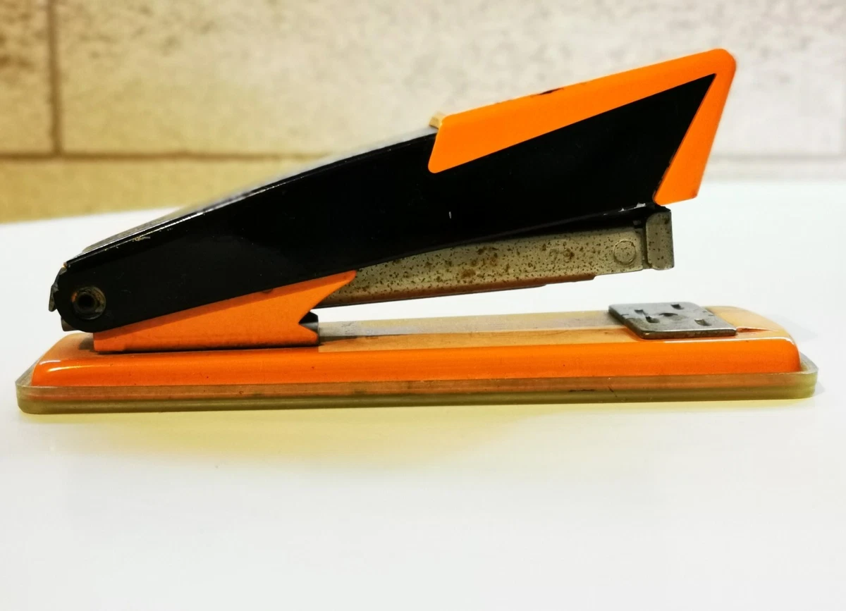 Stapler B4