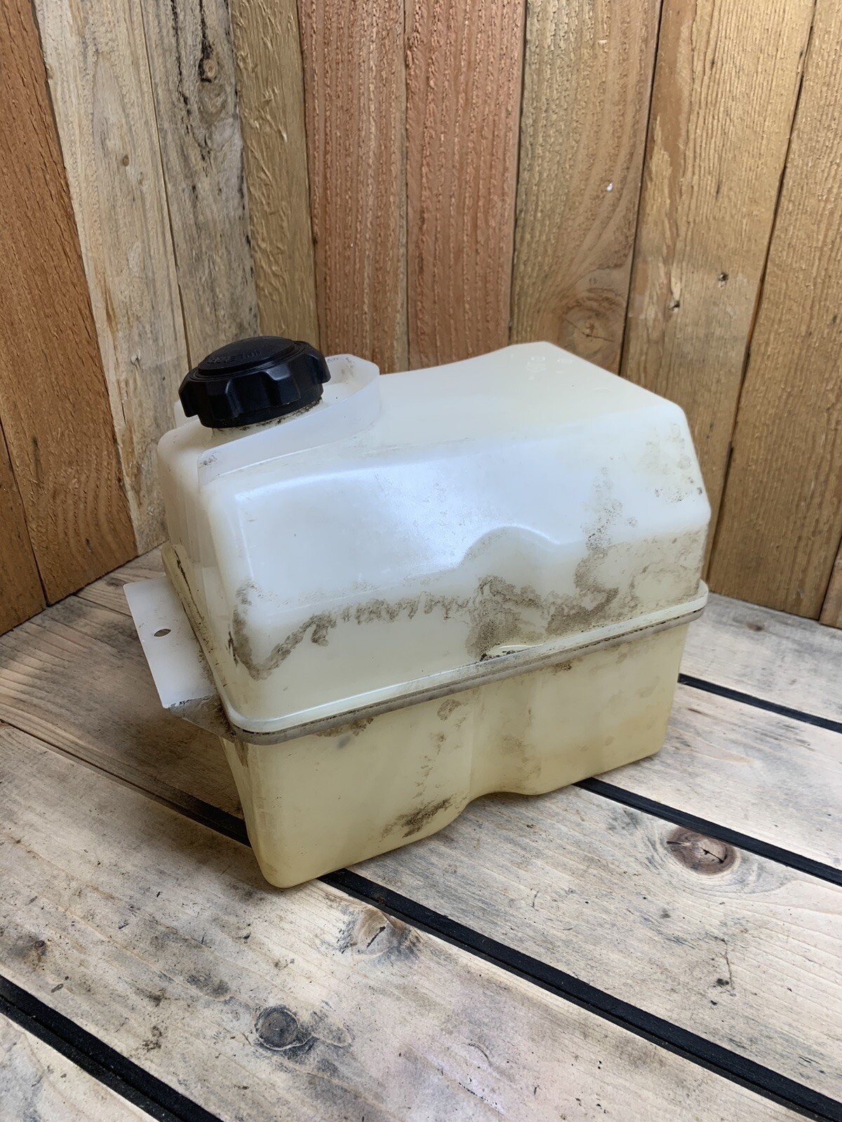 Craftsman LT2000 Fuel Tank And Cap 185534 Used OEM eBay