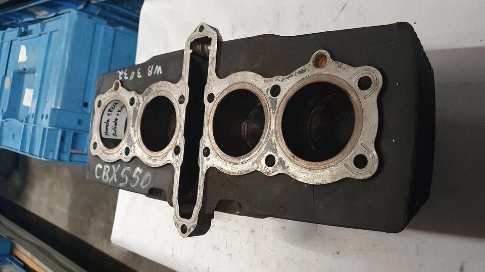 Honda CBX 550 Zylinder + Kolben, Zylinderkopf B5075 - Bild 2 von 4