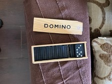 ANCIEN  jeu de dominos vintage ; boite en bois 