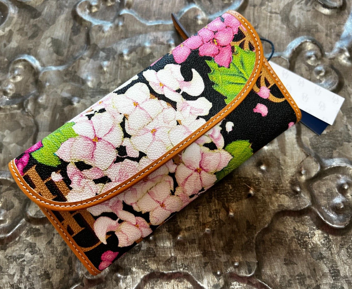 DOONEY & BOURKE~Continental Clutch Wallet~TRI-FOLD~HYDRANGEA IN
