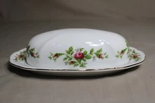 1 JOHANN HAVILAND Covered Butter Dish In The Moss Rose Pattern