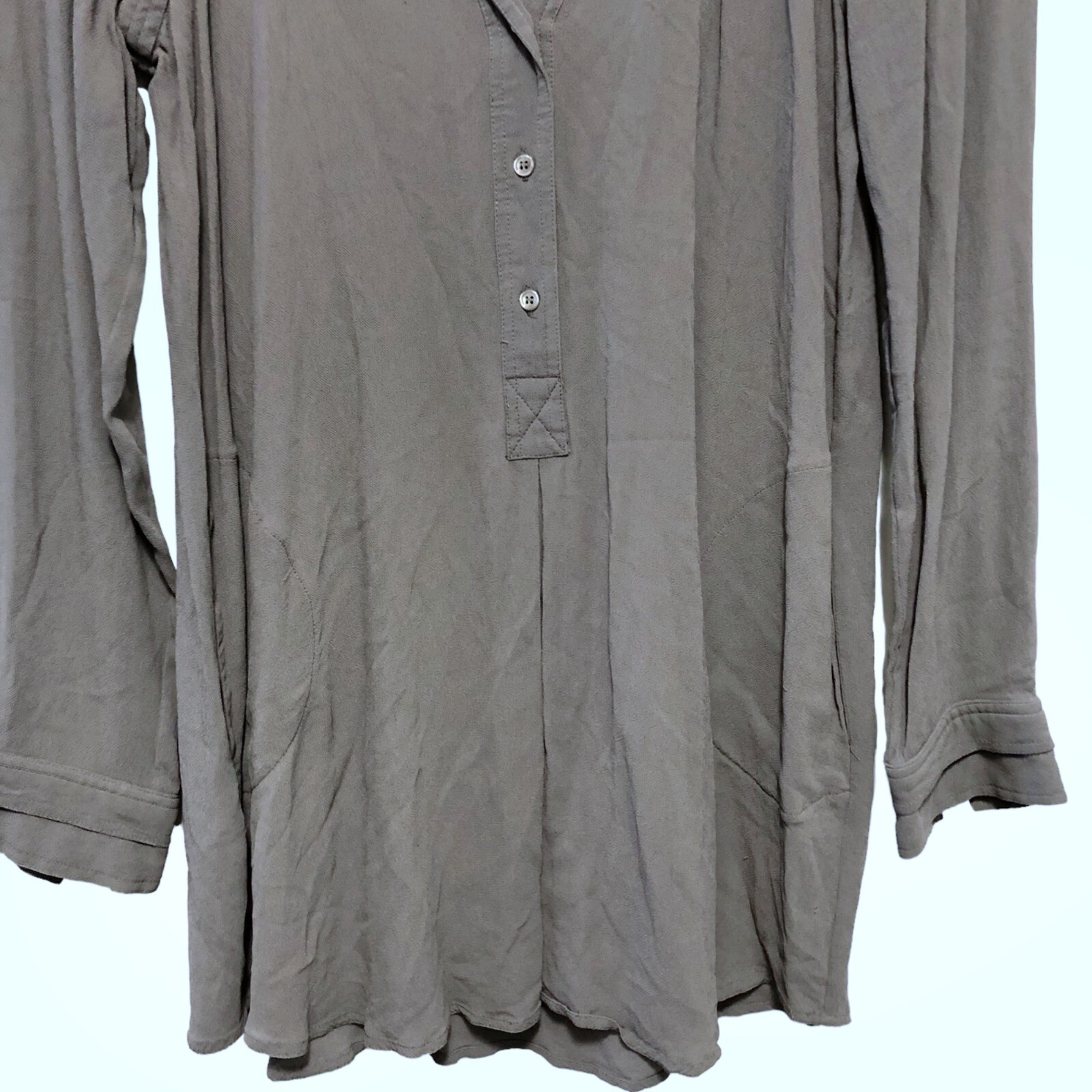 BCBG Maxazria Solid Gray Notch V-neck Long Sleeve… - image 5