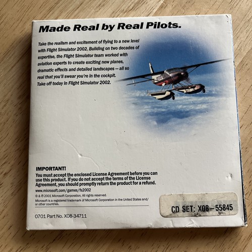 Microsoft Flight Simulator 2002 As Real As It Gets 3 CD'S Case PC Game - Picture 2 of 3