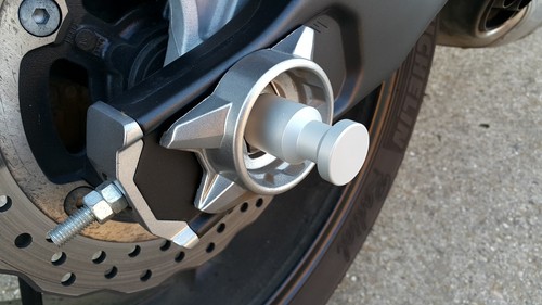 Axle Spools Bobbins Yamaha MT-07 FZ-07 MT07 FZ07 Tracer 700 2014 2015 2016 2018 - Picture 2 of 5