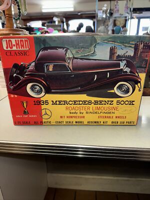 JoHan 1935 Mercedes Benz 500K Roadster Limousine Car Model Kit 1