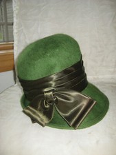 VTG KMF Neumann-Endler Green Brushed Mohair Bucket Hat Ribbon Bow Trim