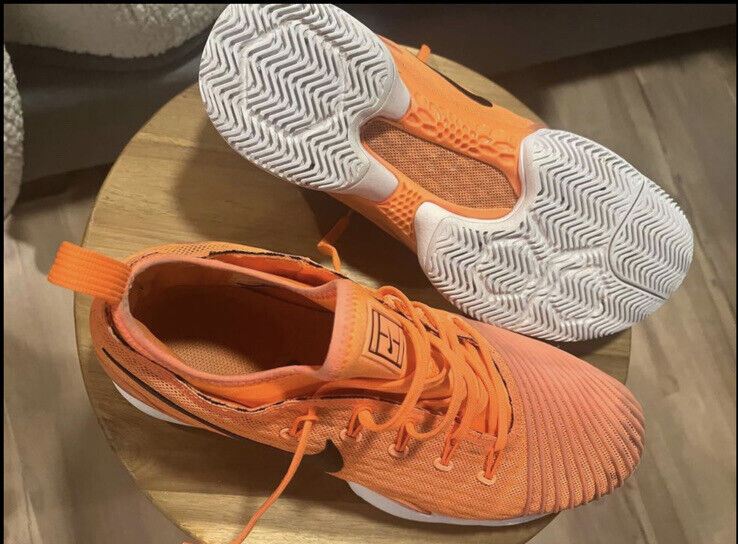 Nike Air Zoom Ultra React HC Orange Tennis Shoe Mens Size 10 859719 801 Nike Air Zoom Ultra React HC Orange Tennis Shoe Mens Size 10 859719 801