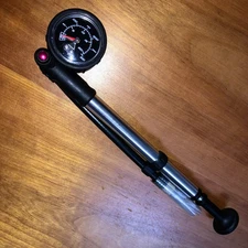 Bike Shock Pump High Pressure 300 PSI Aluminum Alloy with Gauge for Forks