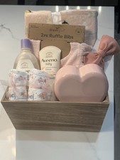Baby Girl Newborn Baby Shower Gift Basket Set For Expecting Parents