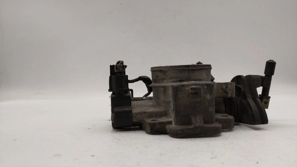 Корпус дроссельной заслонки 2005-2008 Ford Escape ZOD8R - Изображение 3 из 4