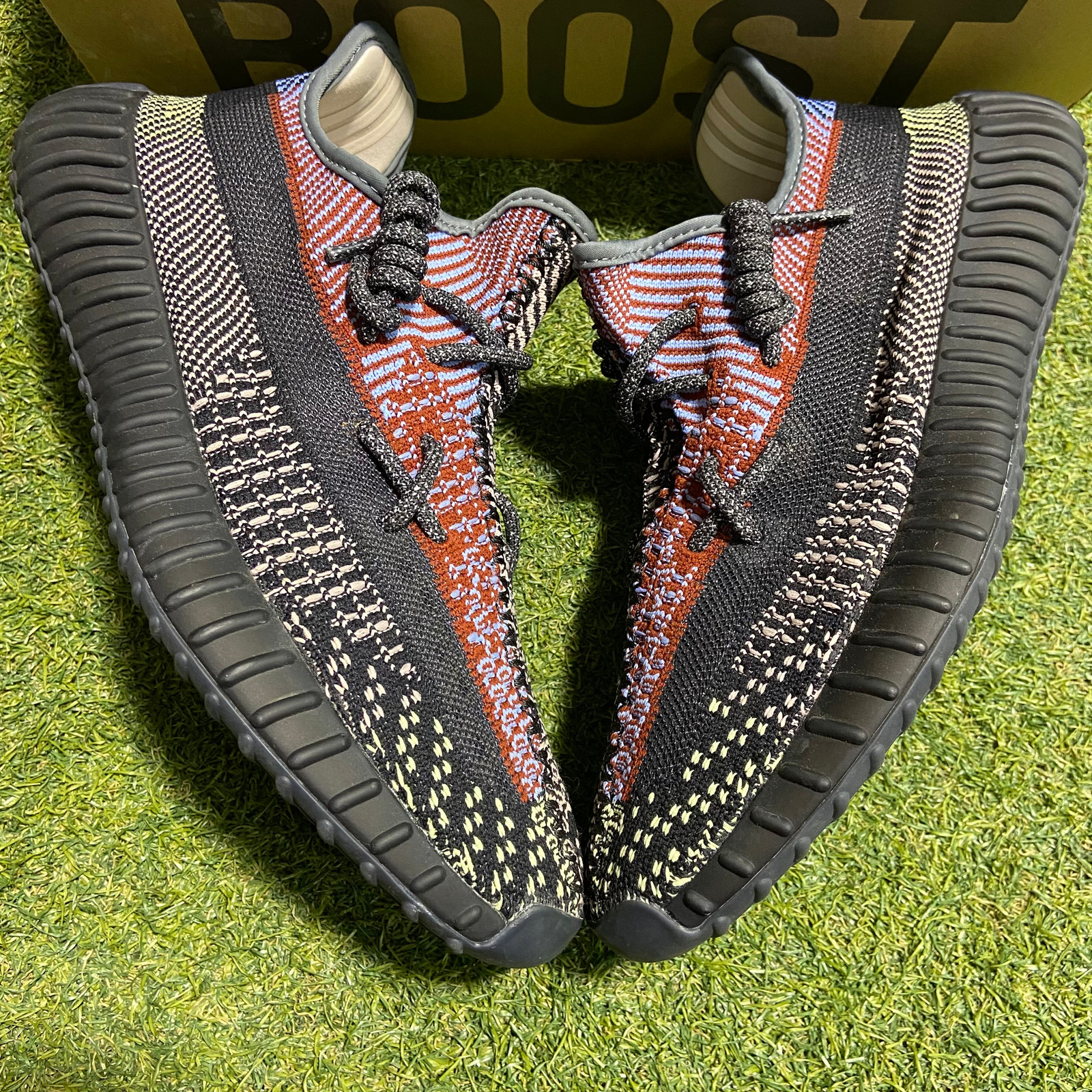 Yeezy 350 Yecheil Non V2: 9 thumbnail 3