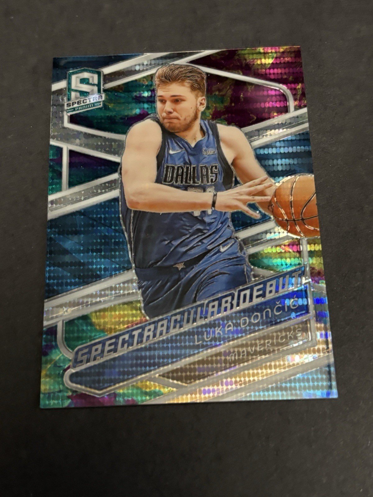 Luka Doncic 2023-24 Panini Spectra Spectacular Debut Celestial Prizm /125 #190