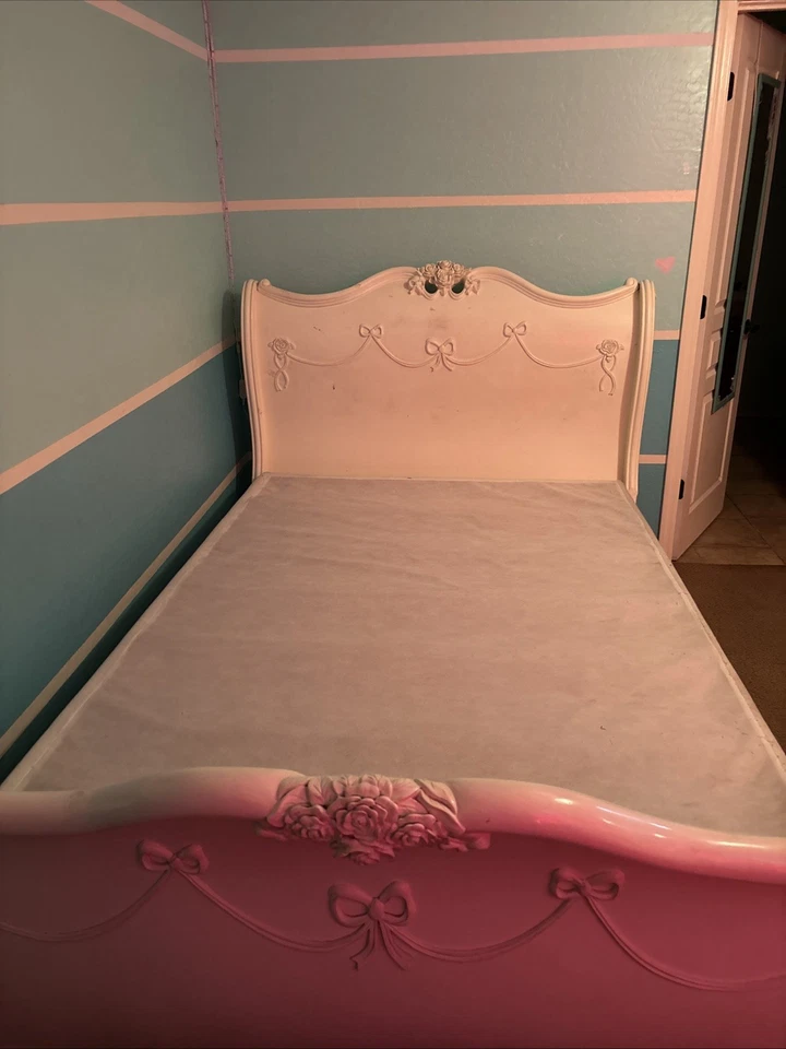 Armação de cama completa princesa Disney - Imagem 3 de 3