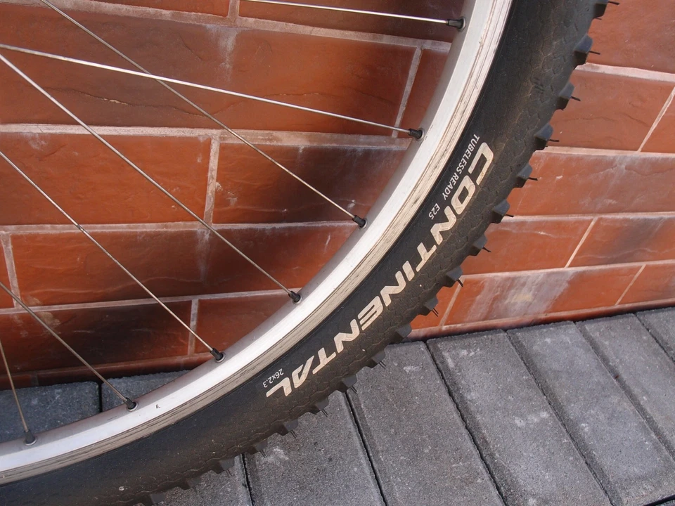 front wheel 26 inch Mavic SUP Shimano XTR HB-M950 Japan 28 H Continental - Image 3 of 4