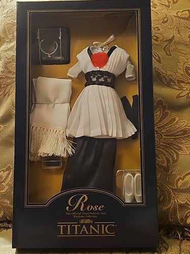 Titanic Franklin Mint Elevator Ensemble For Vinyl Doll - Picture 17 of 18