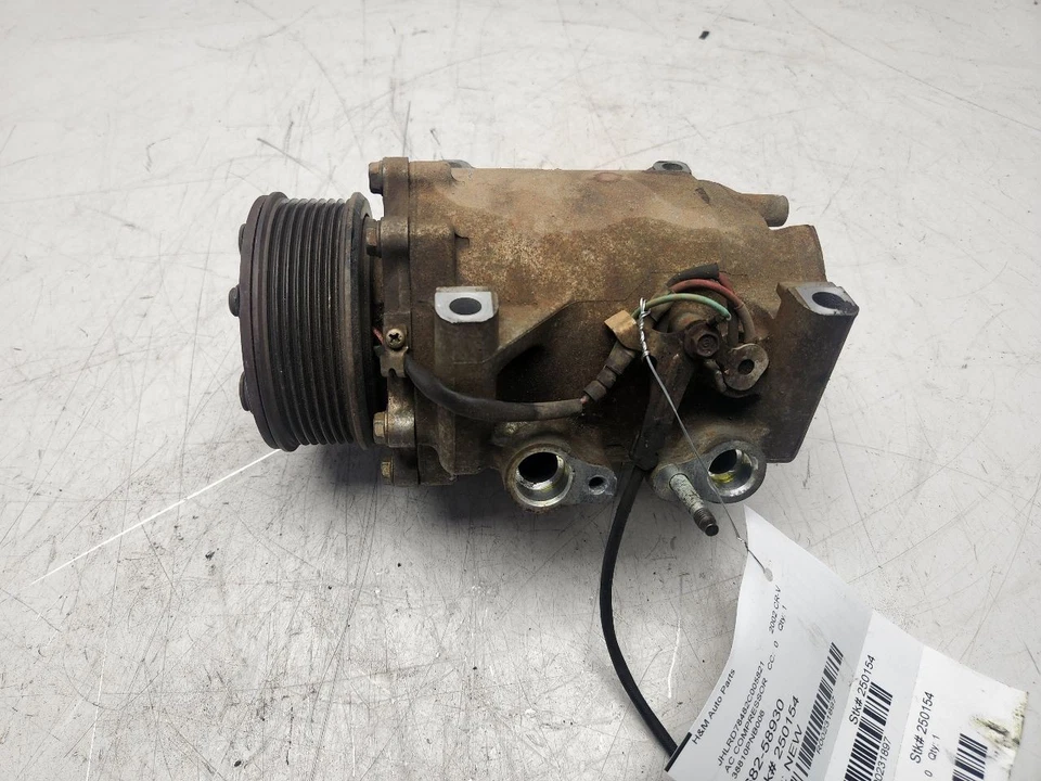 2002-2006 Honda CR-V AC Compressor 2.4L AWD A/T OEM 38810PNB006 - Imagem 2 de 4