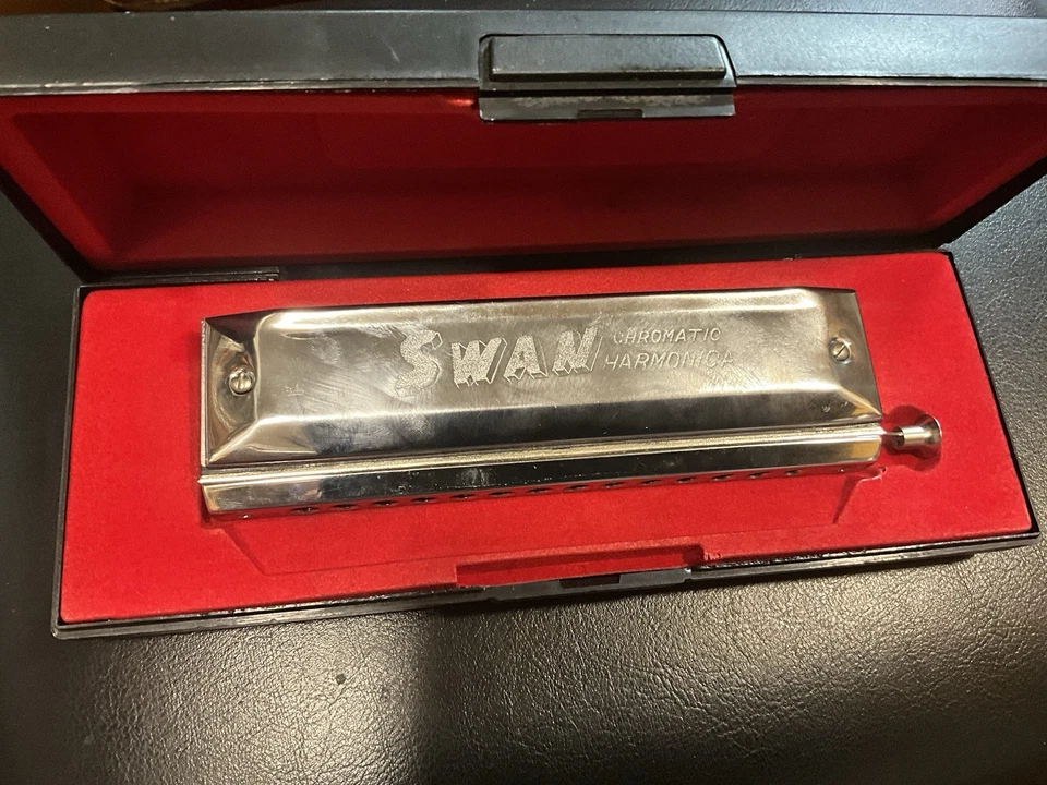 Swan 1456 - 14 Holes Chromatic Harmonica in C 56 Tones Mouth Organ - Image 2 of 4