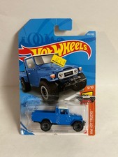 *Cracked Blister* Toyota Land Cruiser FJ40 Pickup - Hot Wheels 2022 Hot Trucks