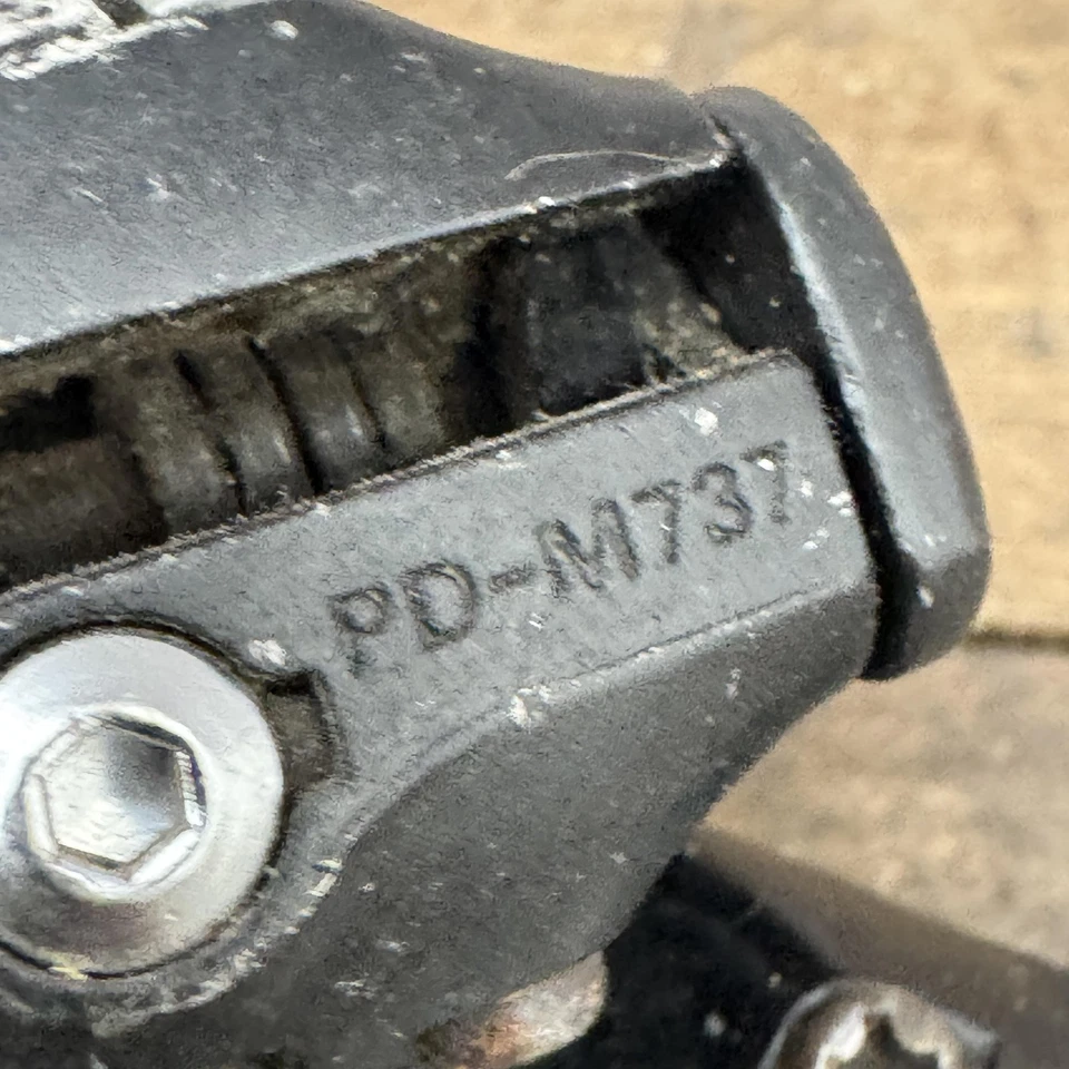 De colección Shimano Deore XT SPD PD-M737 Pedales MTB Sin Clip Negro Par 9/16 pulgadas Foto 2 de 4