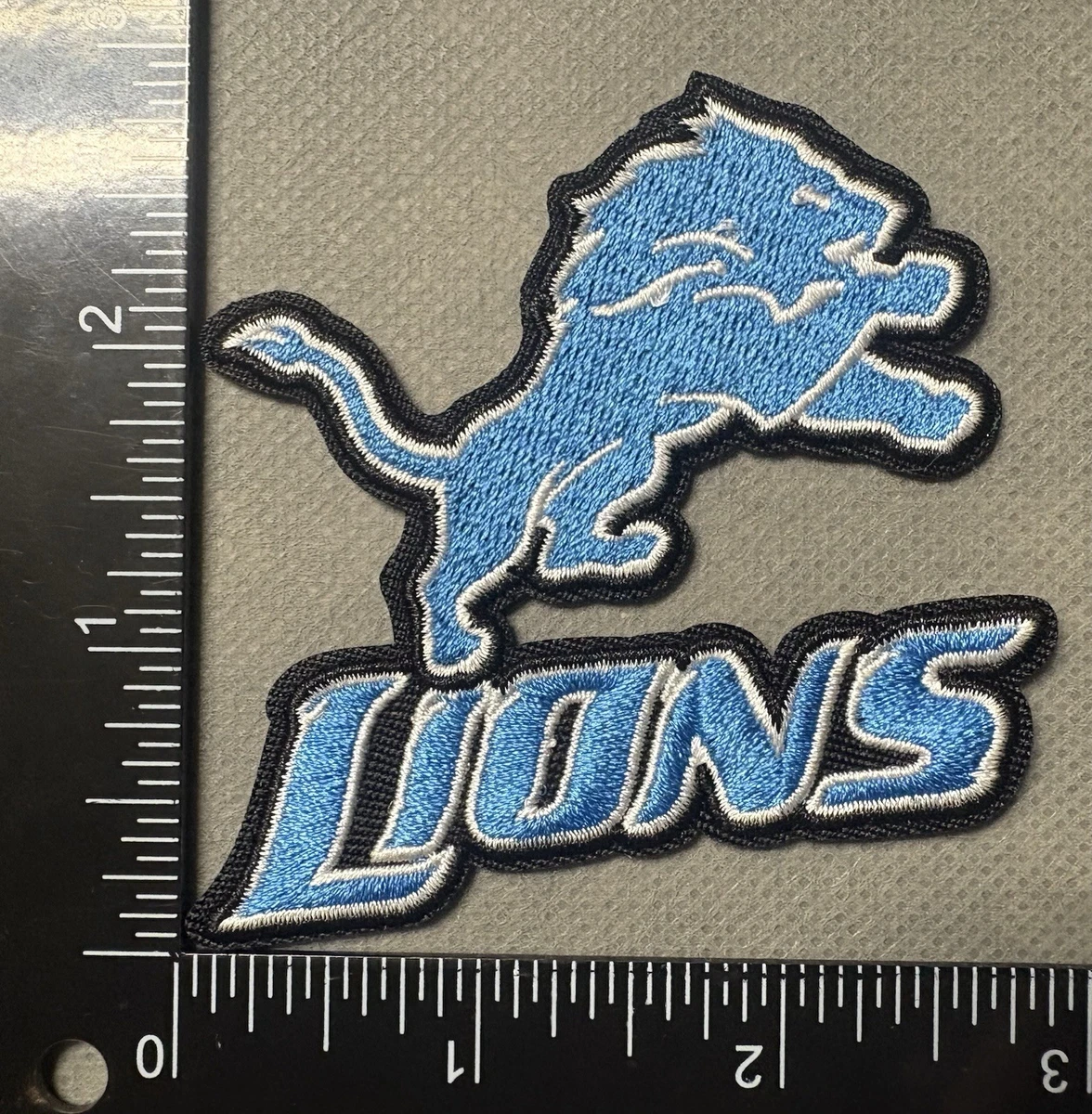 Patch Termoadesivo Vintage Detroit Lions, 3.5 X 2.5 Pollici, Ricamo Originale NFL