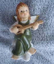 Goebel Engel mit Gitarre  10 cm hoch, grün  -   Neuwertig (stand nur in Vitrine)