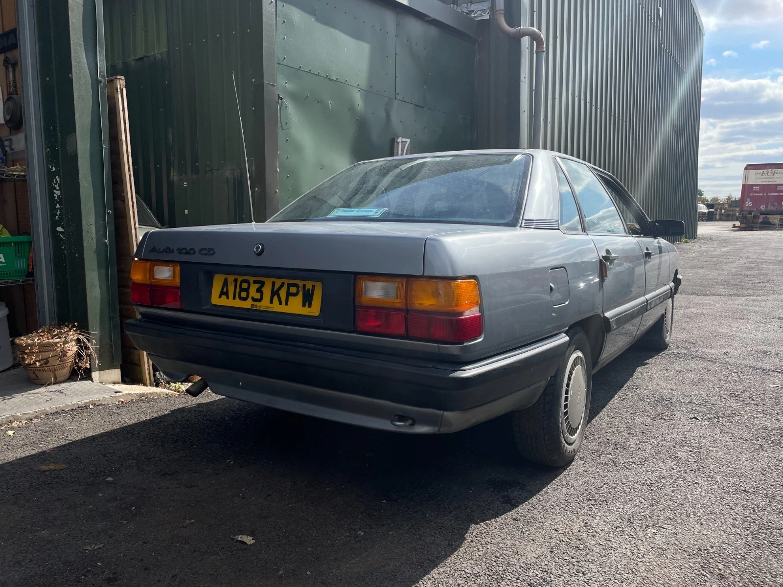 Audi 100 - Picture 8 of 11