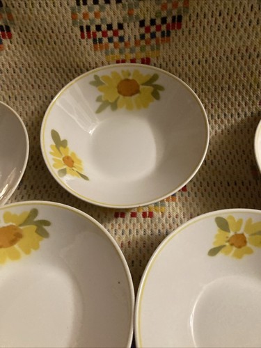 Mikasa Dolly Cereal Bowl Cera-Stone MCM Retro 6.5 in Yellow 70s Lot 8 - Picture 7 of 12