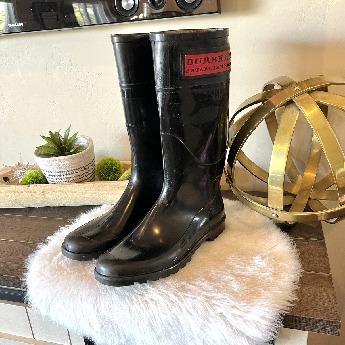 Burberry rain booties hotsell