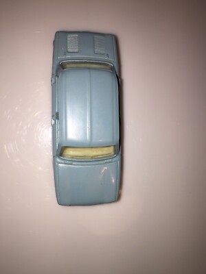 Miniature Dinky Toys France N⁰ 519 - Simca 1000 Bleu Gris - Année 1962 - Occasion