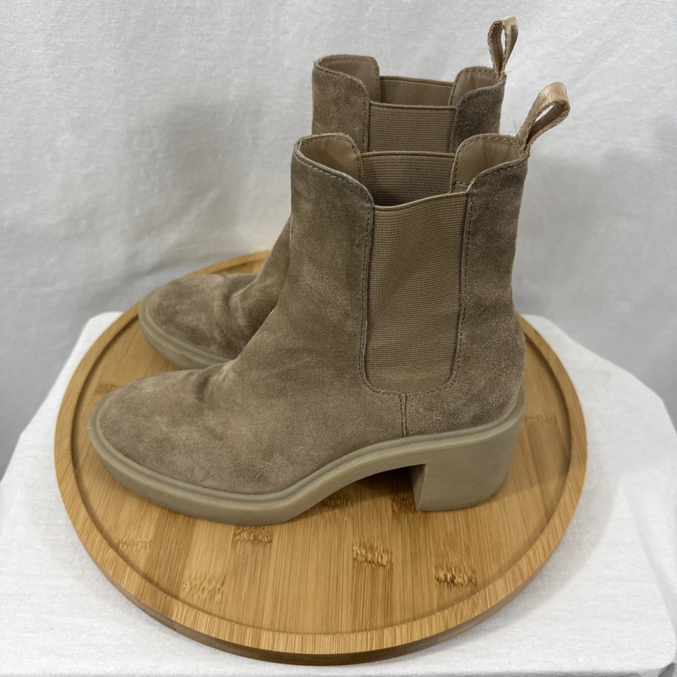 Dolce Vita Greta Chelsea Lug Chunky Heeled Ankle Boots Women’s Truffle Suede 7 M - Image 3 of 4