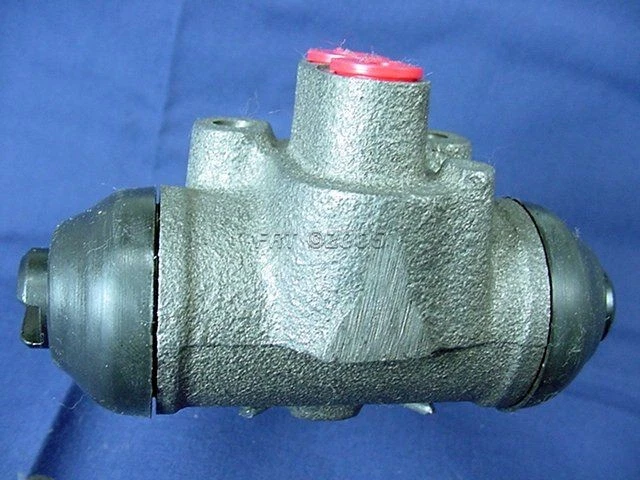 Cilindro de rueda de freno para 91-97 Tracker 91 92 93 94 95 Sidekick RH Foto 2 de 3