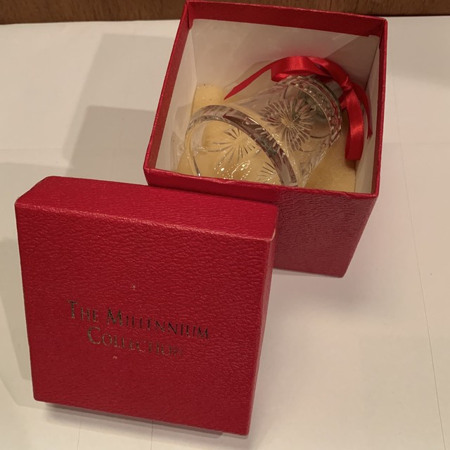 WATERFORD CRYSTAL CHAMPAGNE GLASSES 2000 MILLENNIUM COLLECTION eBay