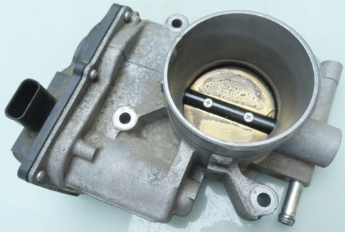MAZDA 6 / GY / 2,0 147PS / DROSSELKLAPPE / 6M8G-9F991 (AX18)