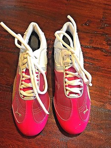 hot pink trainers womens