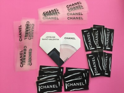 Chanel Duftkarte Herz v. Frankreich, frühere Edition St. Valentin & 40 Aufkleber